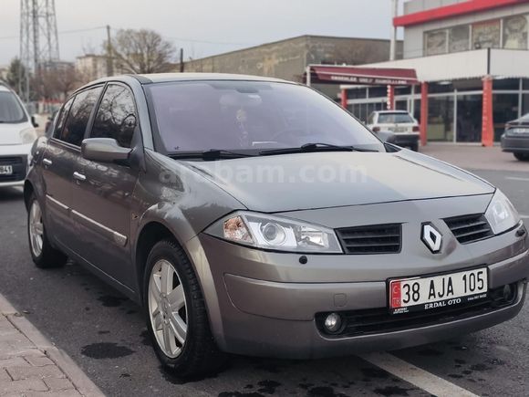 LPG'Lİ SANRUFLU DOLU PAKET MEGANE 2 DİNAMİK TEKNO