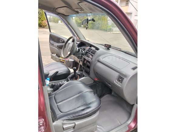 Sahibinden Suzuki Grand Vitara 2.5 1998 Model