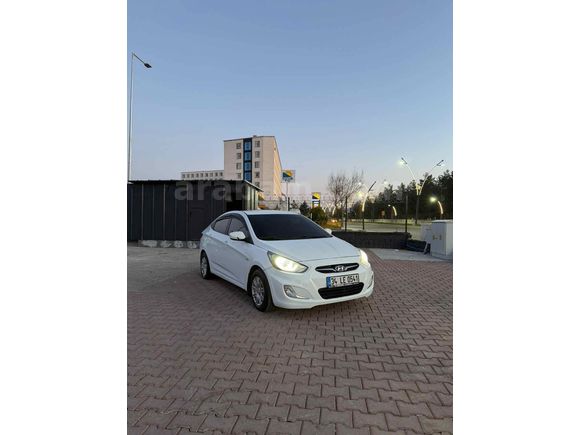 Sahibinden Hyundai Accent Blue 1.6 CRDI Biz 2014 Model 