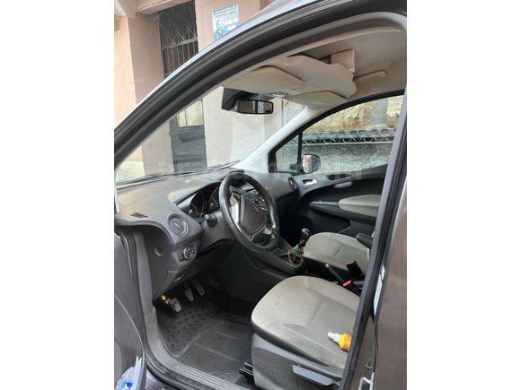 Sahibinden Ford Tourneo Courier 1.6 TDCi Titanium Plus 2016 Model 