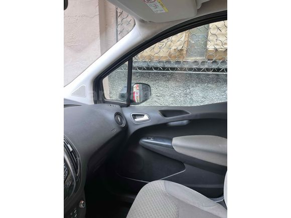 Sahibinden Ford Tourneo Courier 1.6 TDCi Titanium Plus 2016 Model 