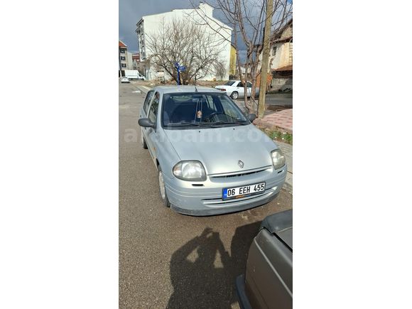Sahibinden Renault Clio 1.4 RNA 2001 Model