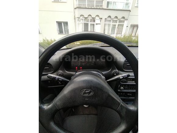Hyundai Accent 1.5 GLS 1998 Model 220bin km Klimalı