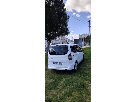 Sahibinden Ford Tourneo Courier 1.6 TDCi Titanium 2017 Model