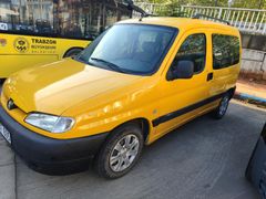 Otomobil ruhsatlı  2002 partner