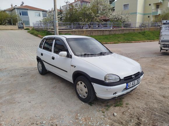 Alacağım aracı buldum fiyatı düştü 315.000 son fiyat opel corsa