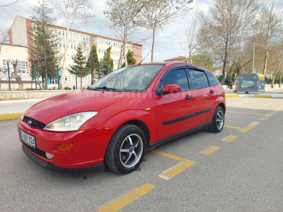 Galeriden Ford Focus 1.6 Ambiente 2000 Model Çorum