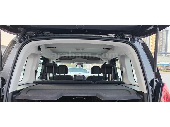 Sahibinden Opel Combo 1.5 CDTI Essential 2025 Model