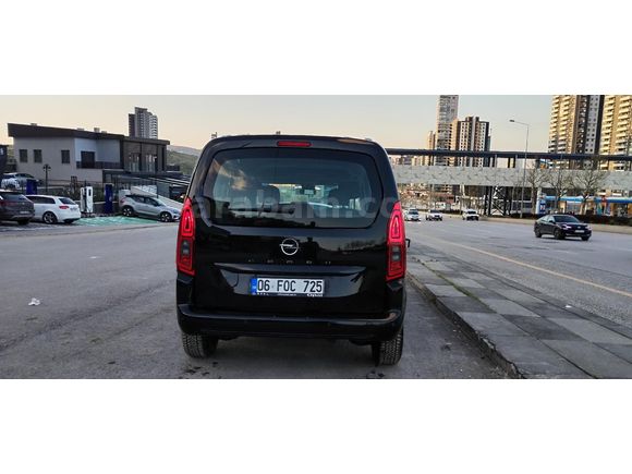 Sahibinden Opel Combo 1.5 CDTI Essential 2025 Model