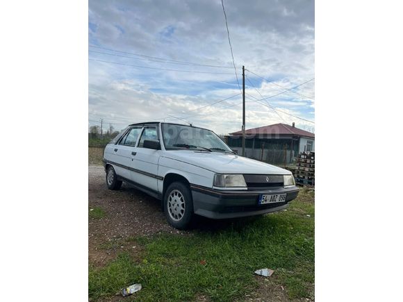 Sahibinden Renault R 11 Flash 1993 Model  380.000 km Beyaz