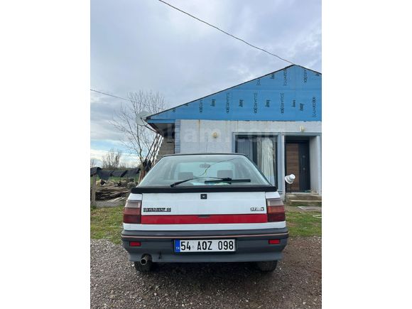 Sahibinden Renault R 11 Flash 1993 Model  380.000 km Beyaz