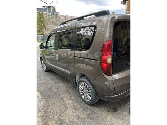 Sahibinden Fiat Doblo Combi 1.6 Multijet Premio 2011 Model 