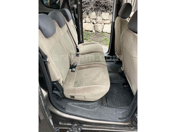 Sahibinden Fiat Doblo Combi 1.6 Multijet Premio 2011 Model 
