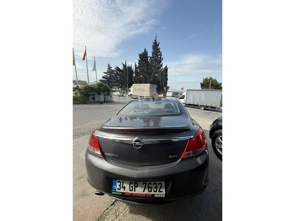 Opel Insignia 2.0 CDTI Cosmo 