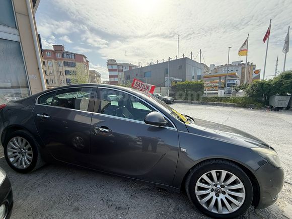 Opel Insignia 2.0 CDTI Cosmo 
