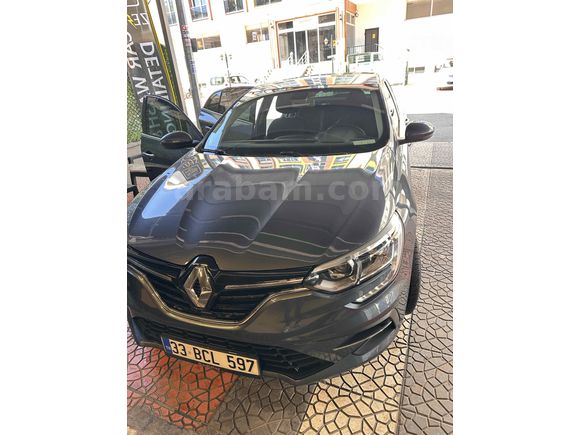 Sahibinden Renault Megane 1.3 TCe Touch 2024 Model 