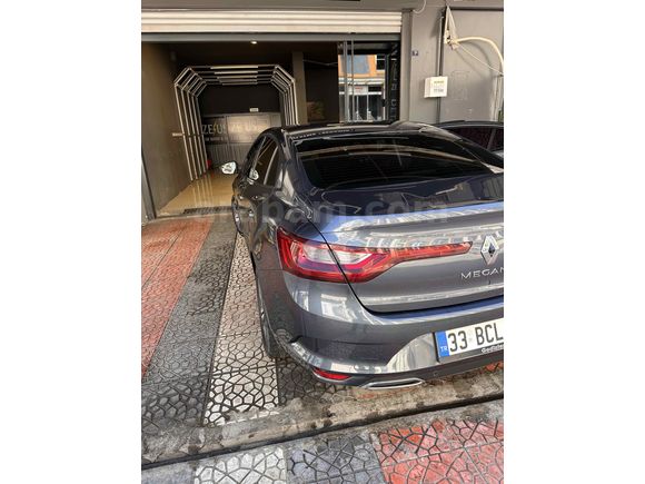 Sahibinden Renault Megane 1.3 TCe Touch 2024 Model 