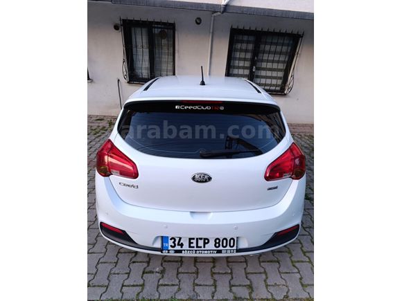 Sahibinden Kia Ceed 1.6 CRDi Concept 2012 Model
