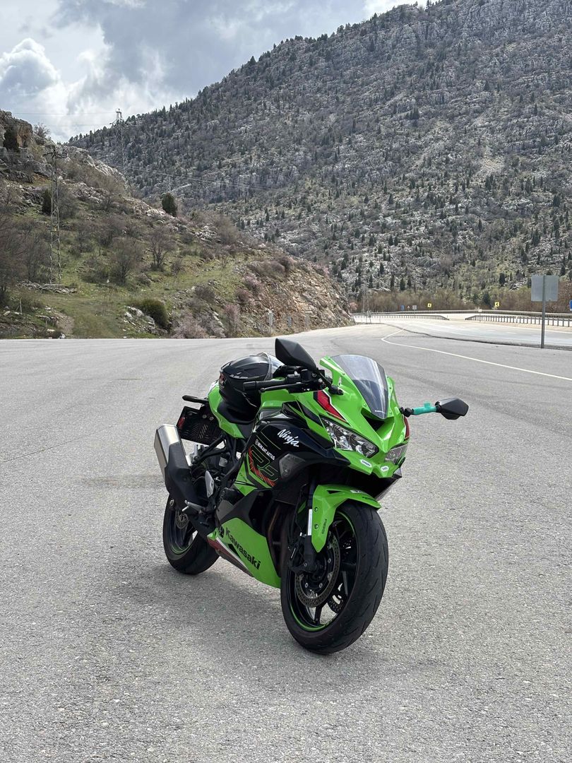 Sahibinden Kawasaki Ninja ZX-4RR 2024 Model Konya 16.000 km Yeşil