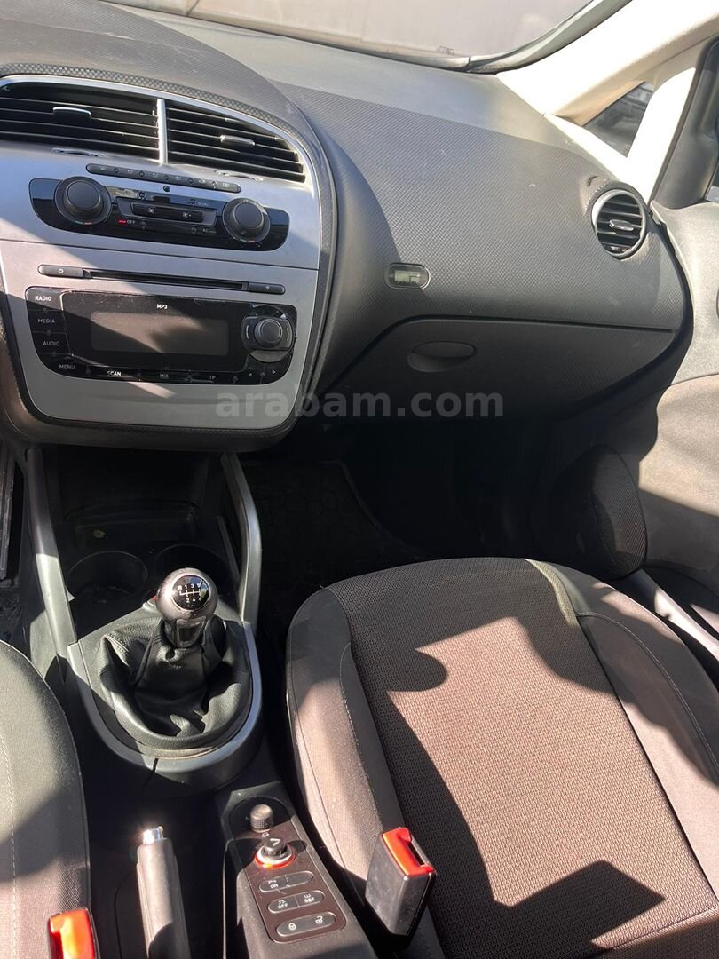 Sahibinden Seat Altea 1.4 TSI Style XL 2010 Model Adana 260.000 km Beyaz 6