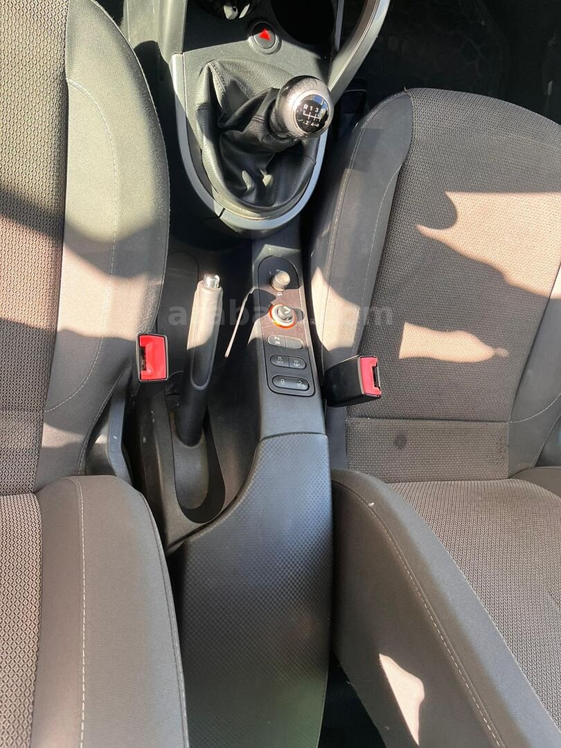 Sahibinden Seat Altea 1.4 TSI Style XL 2010 Model Adana 260.000 km Beyaz 3