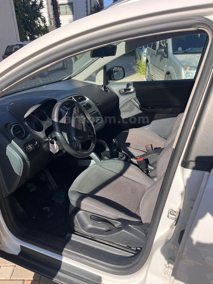 Sahibinden Seat Altea 1.4 TSI Style XL 2010 Model Adana 260.000 km Beyaz 7