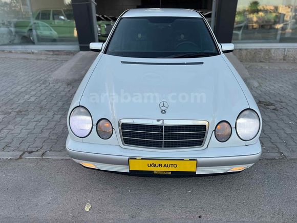 Mersedesçi Uğur Mercedes - Benz E 220 dizel Elegance otomatik vites 