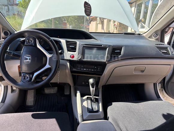 Sahibinden Honda Civic 1.6i VTEC Eco Premium 2015 Model