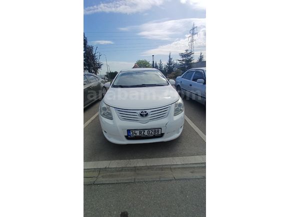 Sahibinden Toyota Avensis 1.6 Elegant Extra 2012 Model