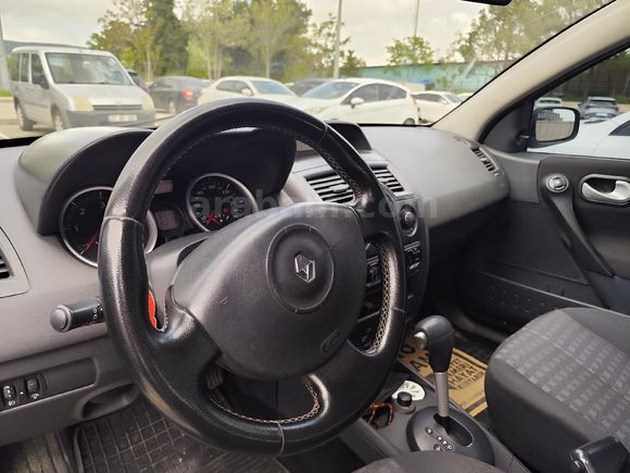 ÇOK TEMİZ MEGANE 2