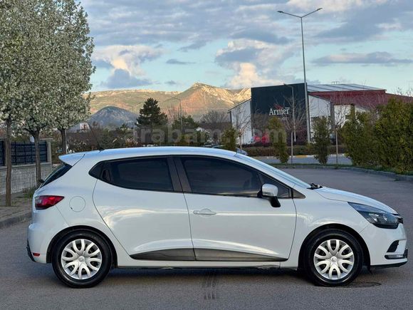 Galeriden Renault Clio 0.9 TCe Joy 2020 Model Sivas