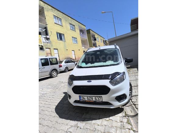 Sahibinden Ford Tourneo Courier 1.5 EcoBlue Deluxe 2023 Model