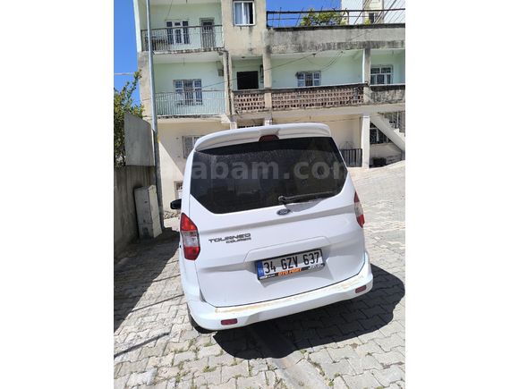 Sahibinden Ford Tourneo Courier 1.5 EcoBlue Deluxe 2023 Model