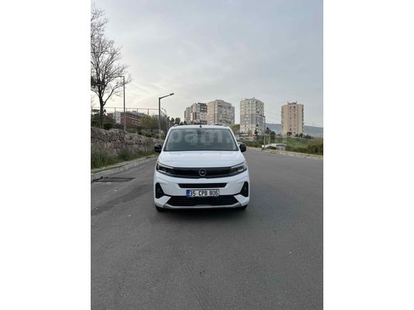 Sahibinden Opel Combo 1.5 CDTI Ultimate 2025 Model  15.000 km Beyaz
