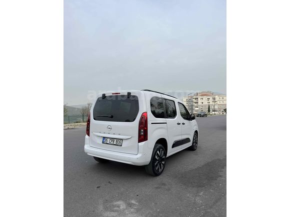 Sahibinden Opel Combo 1.5 CDTI Ultimate 2025 Model  15.000 km Beyaz
