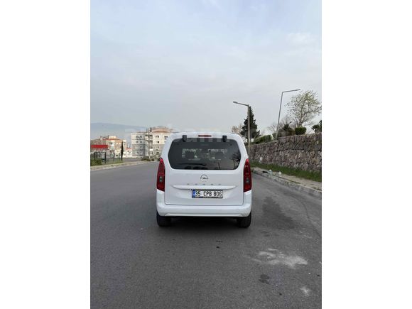 Sahibinden Opel Combo 1.5 CDTI Ultimate 2025 Model  15.000 km Beyaz