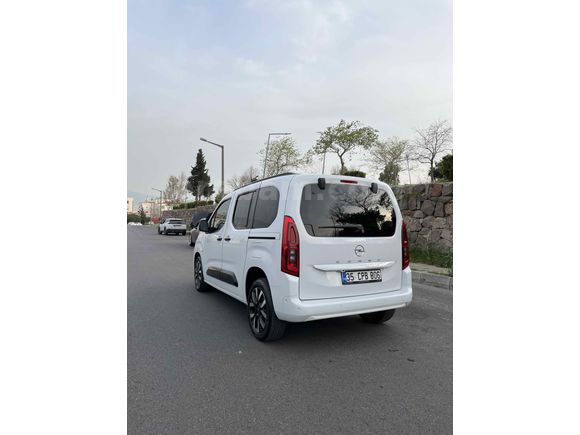 Sahibinden Opel Combo 1.5 CDTI Ultimate 2025 Model  15.000 km Beyaz