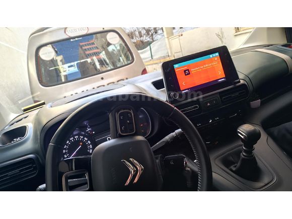 Sahibinden Citroen Berlingo 1.5 BlueHDI Shine 2021 Model  196.000 km Gri (Gümüş)