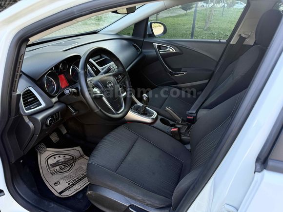93 BİN KM OPEL ASTRA J 