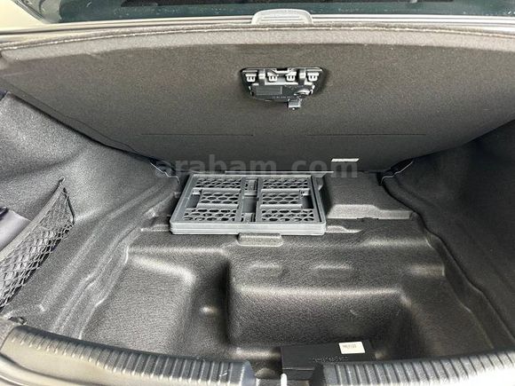 MERCEDES C 200 AMG 4MATIC 1.5 MILD HYBRID 9G-TRONIC