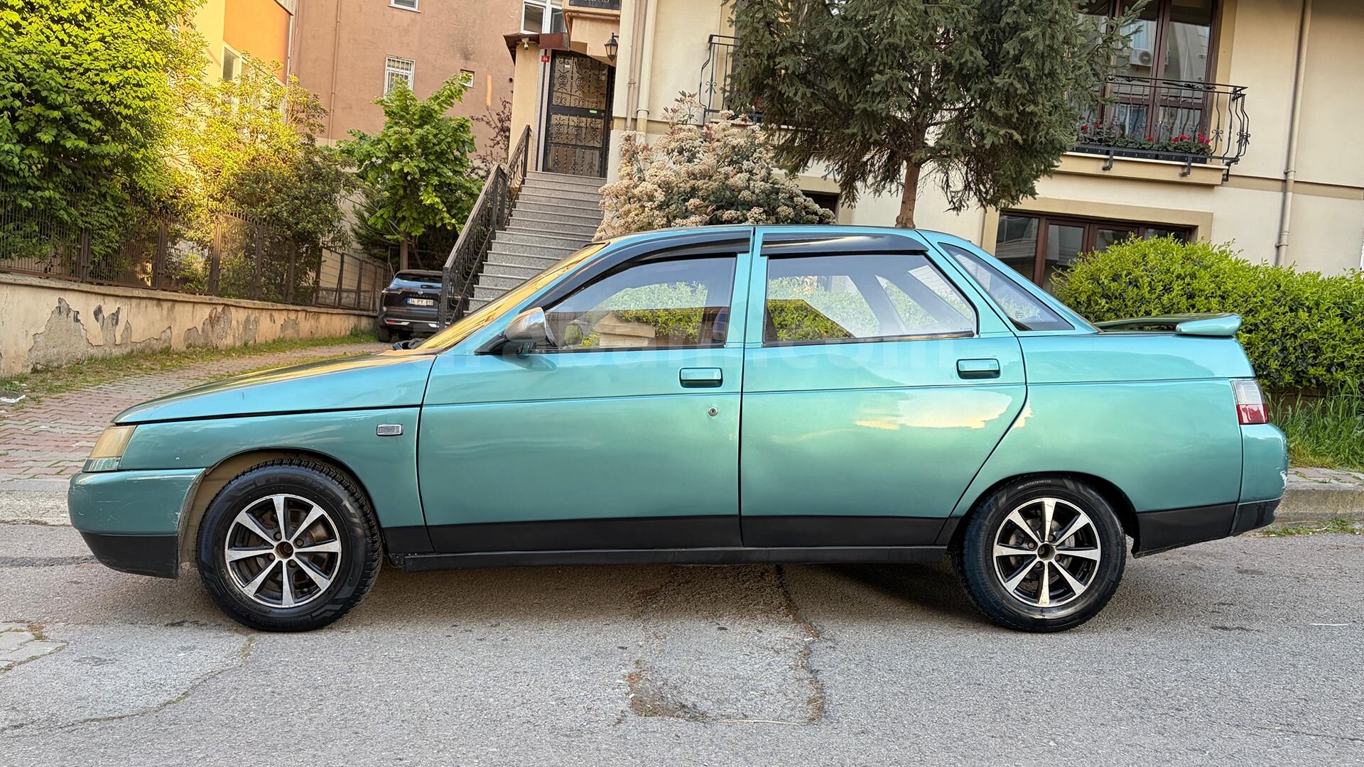 LADA VEGA 1.5 Tutulan Modeli-MASRAFSIZ-MERCEKLİ FAR-SAUNRUFLU- 5