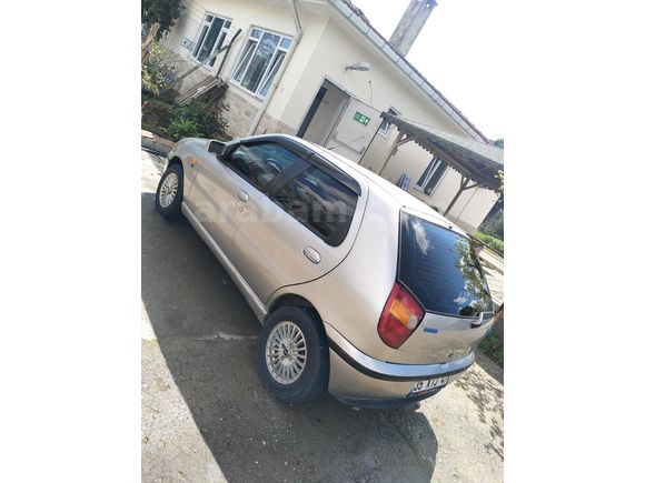 Klimalı Palio 1.4 HL 2000 Model İzmir