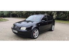 Sahibinden Volkswagen Bora 1.6 Comfortline 2000 Model  352000 km Siyah
