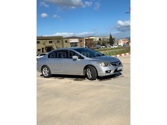 Sahibinden Honda Civic 1.6i VTEC Dream 2010 Model