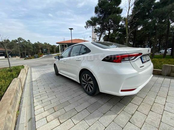 SAHİBİNDEN TERTEMİZ MASRAFSIZ ORJİNAL BAKIMLI  COROLLA