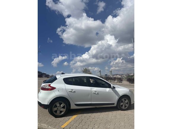 Sahibinden Renault Megane 1.5 dCi Expression 2010 Model 