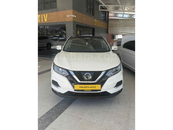 Galeriden Nissan Qashqai 1.6 dCi Sky Pack 2017 Model Şanlıurfa
