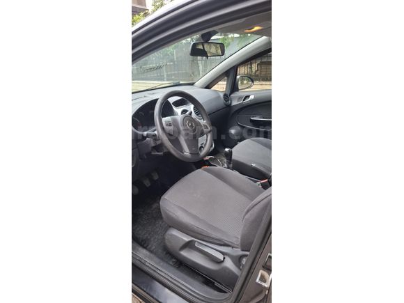 Galeriden Opel Corsa 1.3 CDTI Essentia 2013 Model Balıkesir
