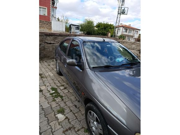 Sahibinden Renault Megane 1.6 RTE 1999 Model