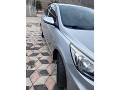 Sahibinden Hyundai Accent Blue 1.6 CRDI Mode 2015 Model  302.000 km Gri